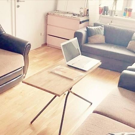 Schone Wohnung Mit Balkon Viena Exterior foto