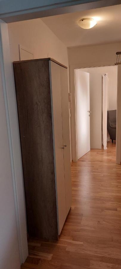 Schone Wohnung Mit Balkon Viena Exterior foto