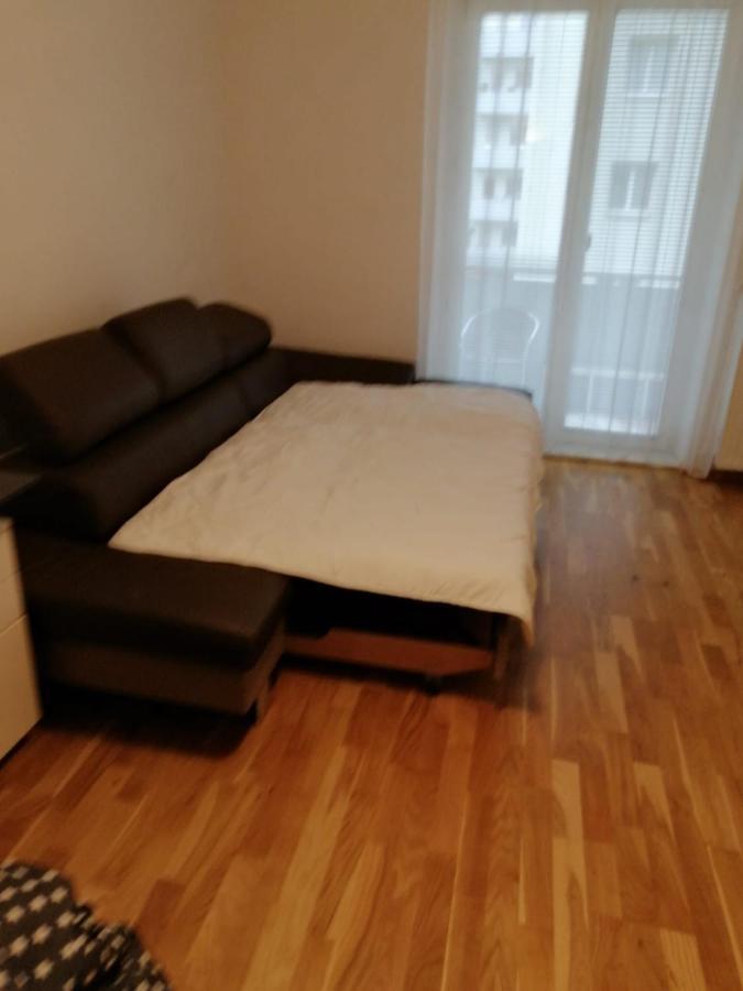 Schone Wohnung Mit Balkon Viena Exterior foto